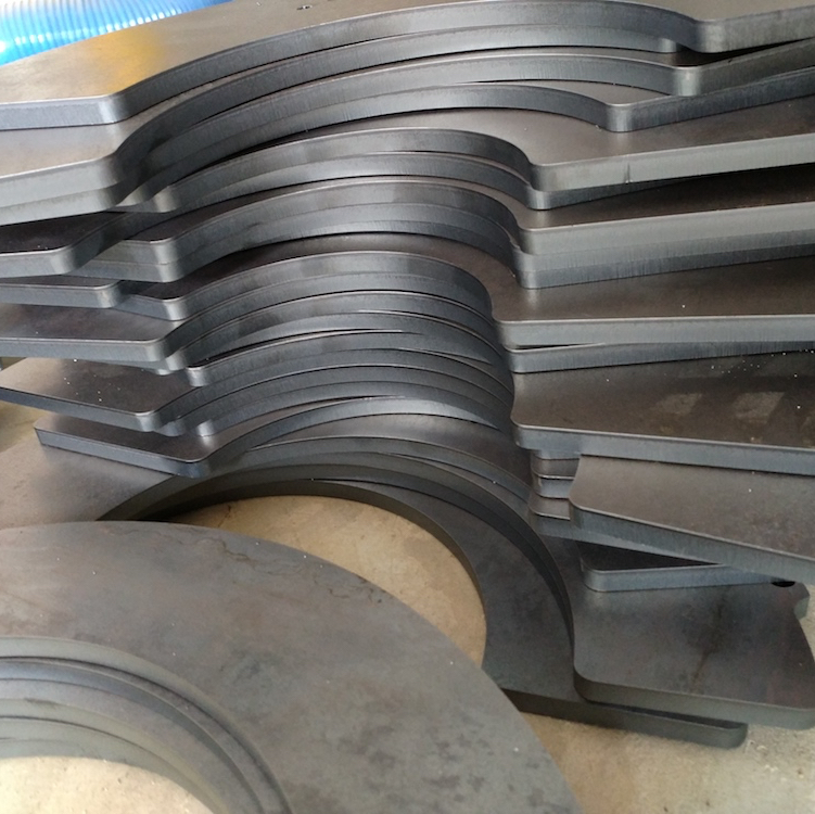 उच्च सटीक फाइबर लेजर काटने मिसिन शीट धातु एल्यूमीनियम को लागि