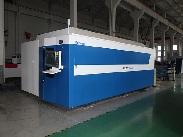 1000 वाट लेजर कटर 8mm एमएस प्लेट, 6 मिमी एस एस फाइबर लेजर काटने मिसिन मूल्य